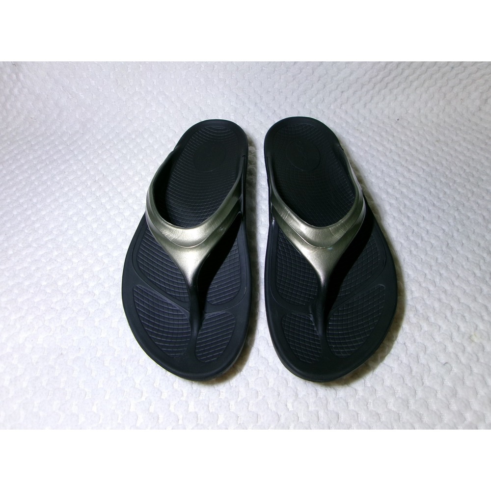 OOfos OOlala Recovery Sandals Black Metallic Thong Flip Flops‎ Womens 10 EU 41